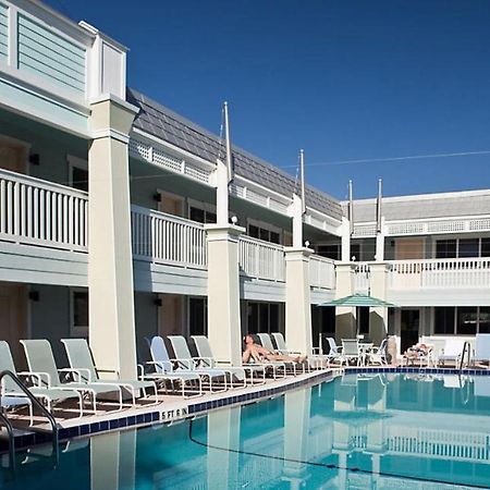 Resort Sixty-Six ホームズビーチ エクステリア 写真